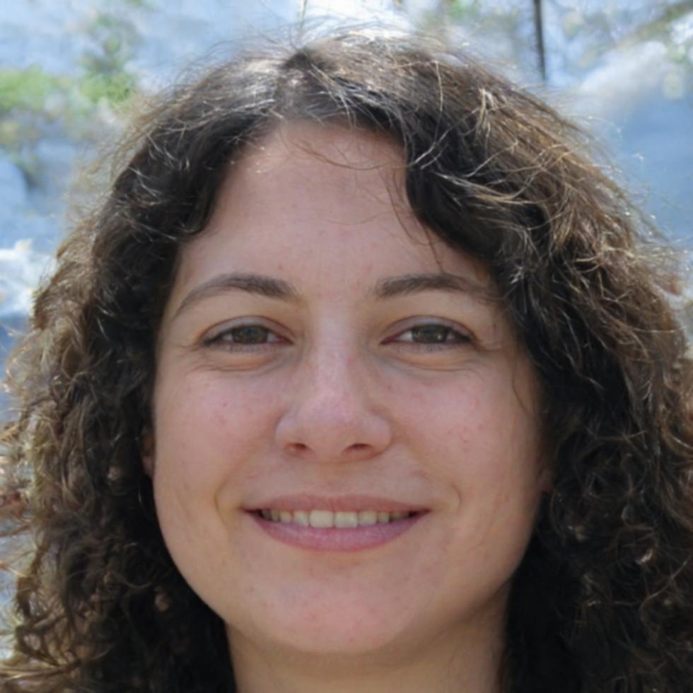 Dr. Sarah Hoffmann, Leiterin Finanzanalyse bei Pivonexira